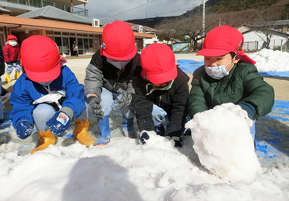 体験重視の保育